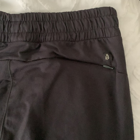 Athletic Joggers with back pocket - Picture 2 of 2